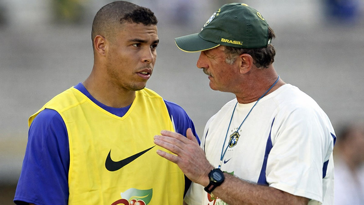 Ronaldo e seu famoso 'cabelo de Cascão' em 2002