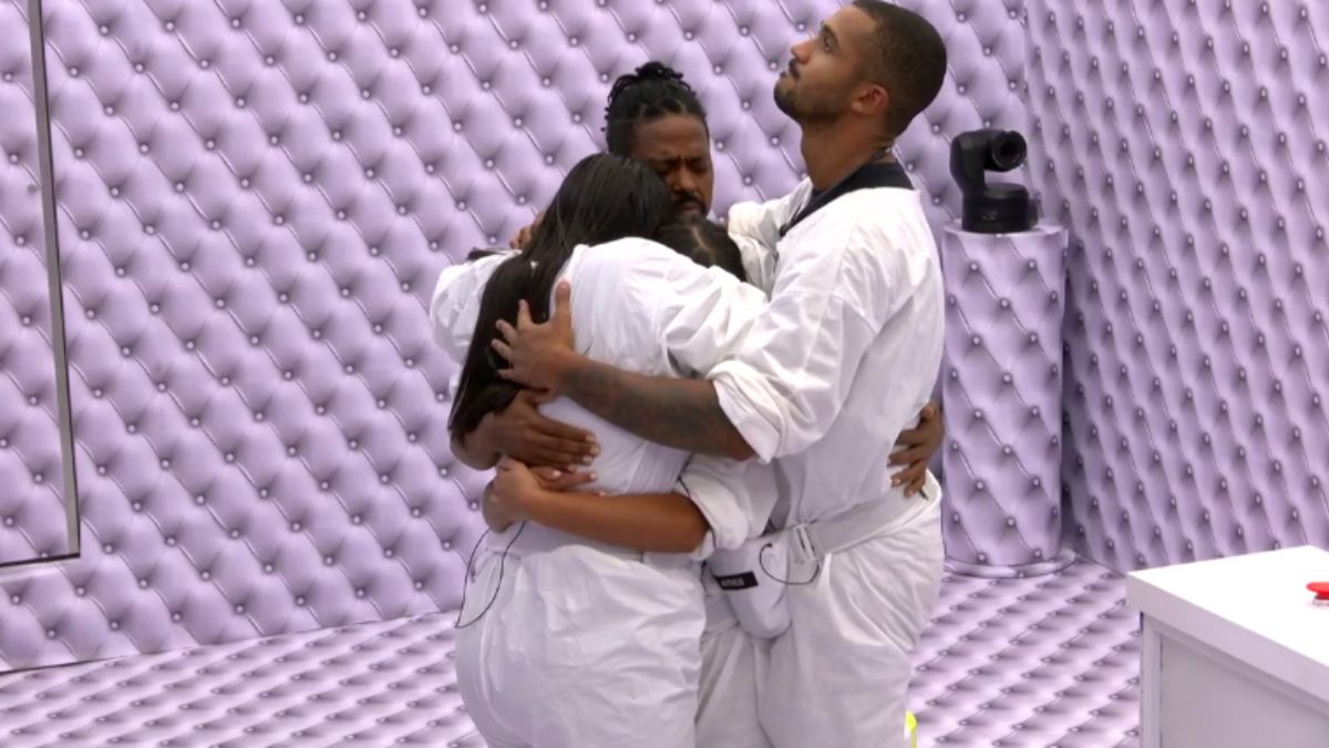 O desafio do 'quarto branco', no BBB, está causando debates recentes sobre os limites mentais e psicológicos humanos, durante uma experiência de isolamento extremo