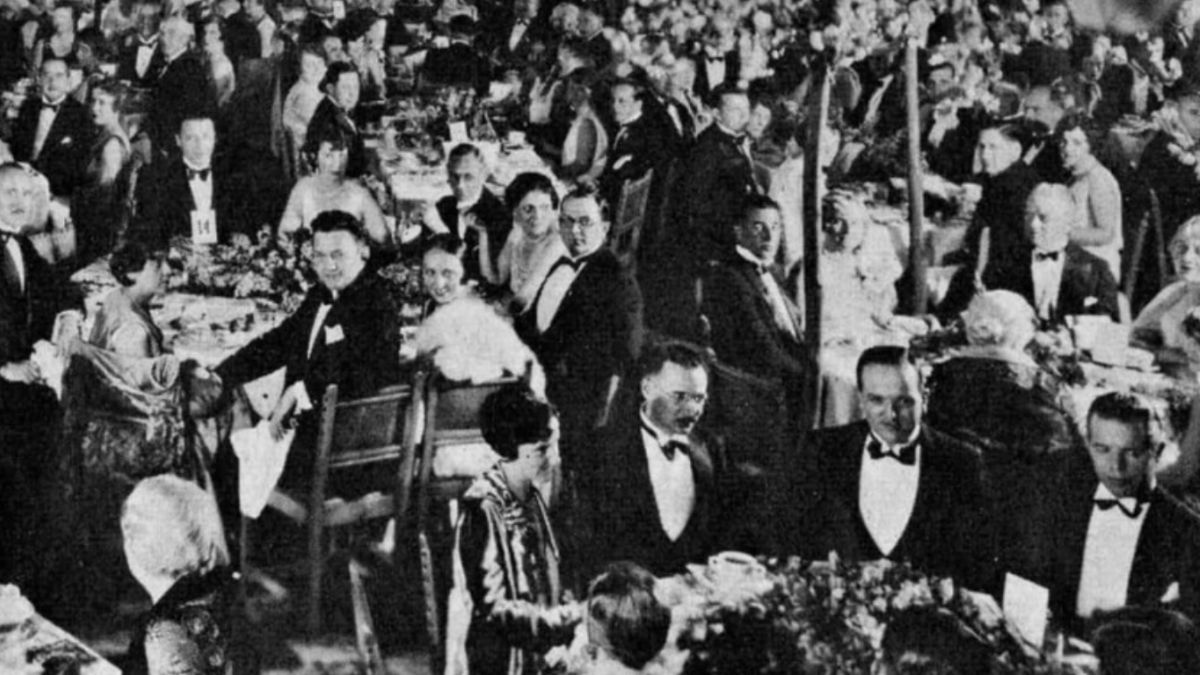O evento homenageou os melhores filmes de 1927 e 1928 durante um jantar privado realizado no Hollywood Roosevelt Hotel, em Los Angeles