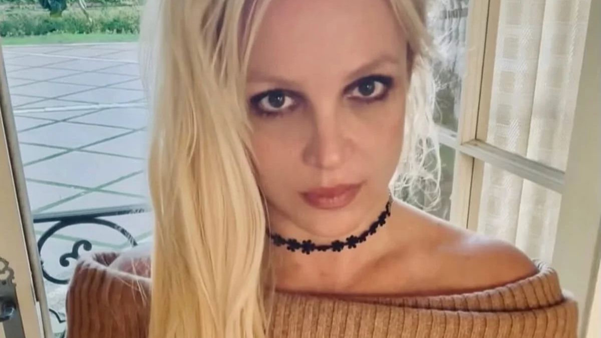 Britney Spears foi presa após dirigir sob efeito de álcool e drogas