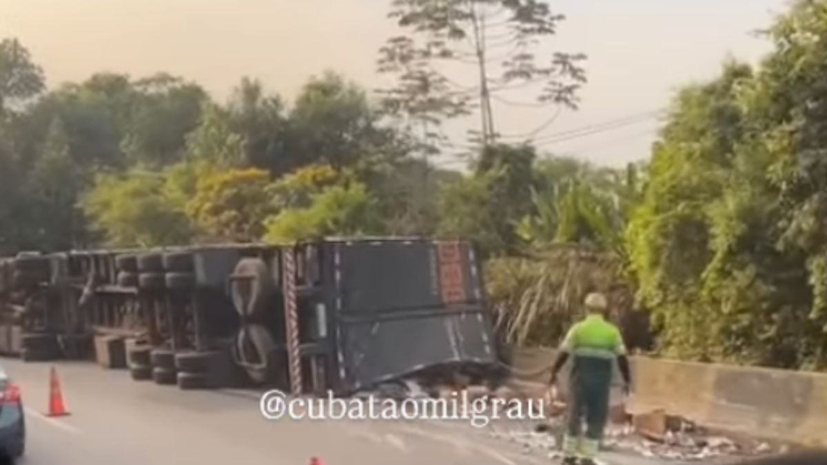 Acidente aconteceu na Rodovia Cônego Domênico Rangoni, na manhã desta sexta-feira