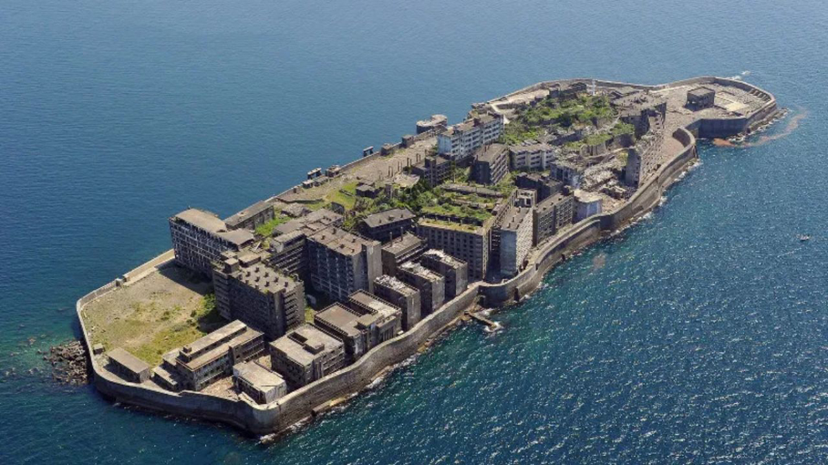 Devido ao espaço extremamente limitado, Hashima tornou-se um laboratório de arquitetura urbana compacta