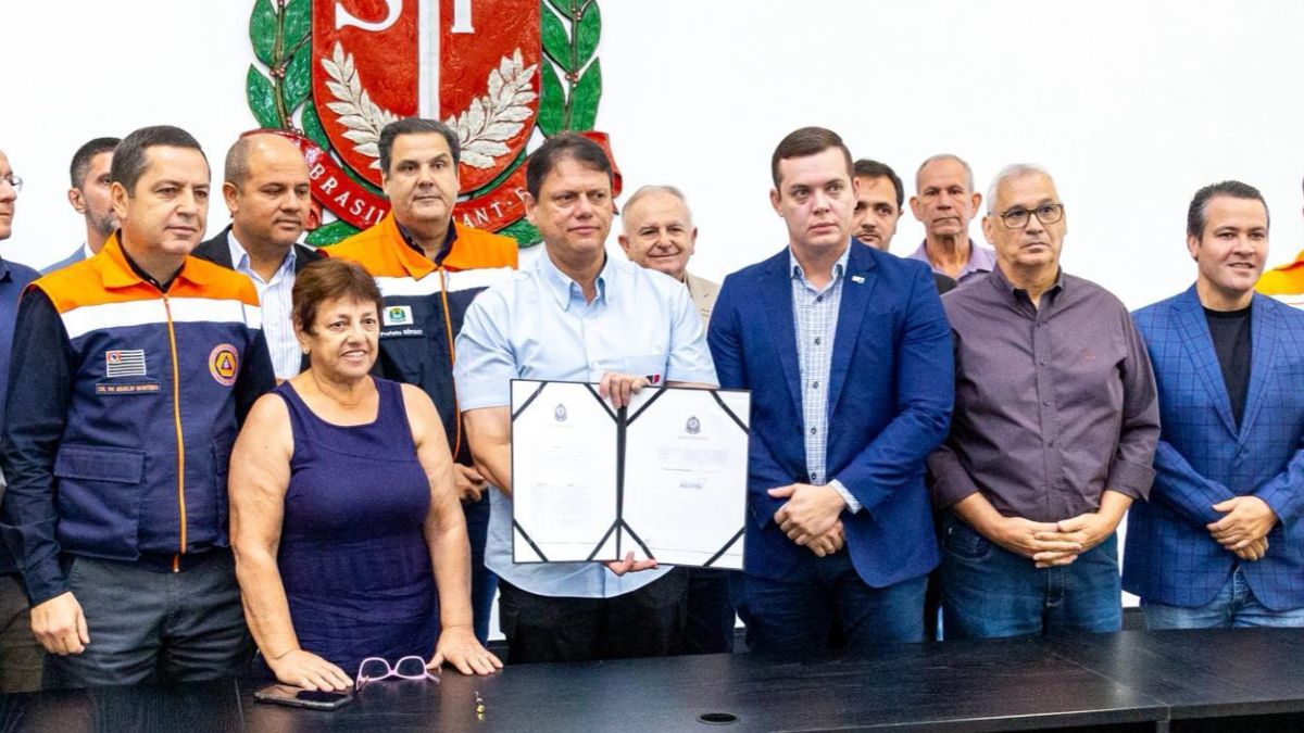 Prefeitura e Defesa Civil Estadual fecham acordo para destravar o escoamento das águas na cidade