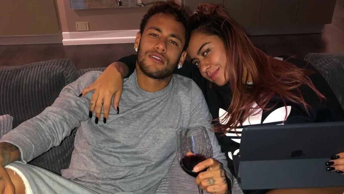 Pela 10ª vez seguida o jogador não fará uma partida perto do aniversário de sua irmã, Rafaella Santos