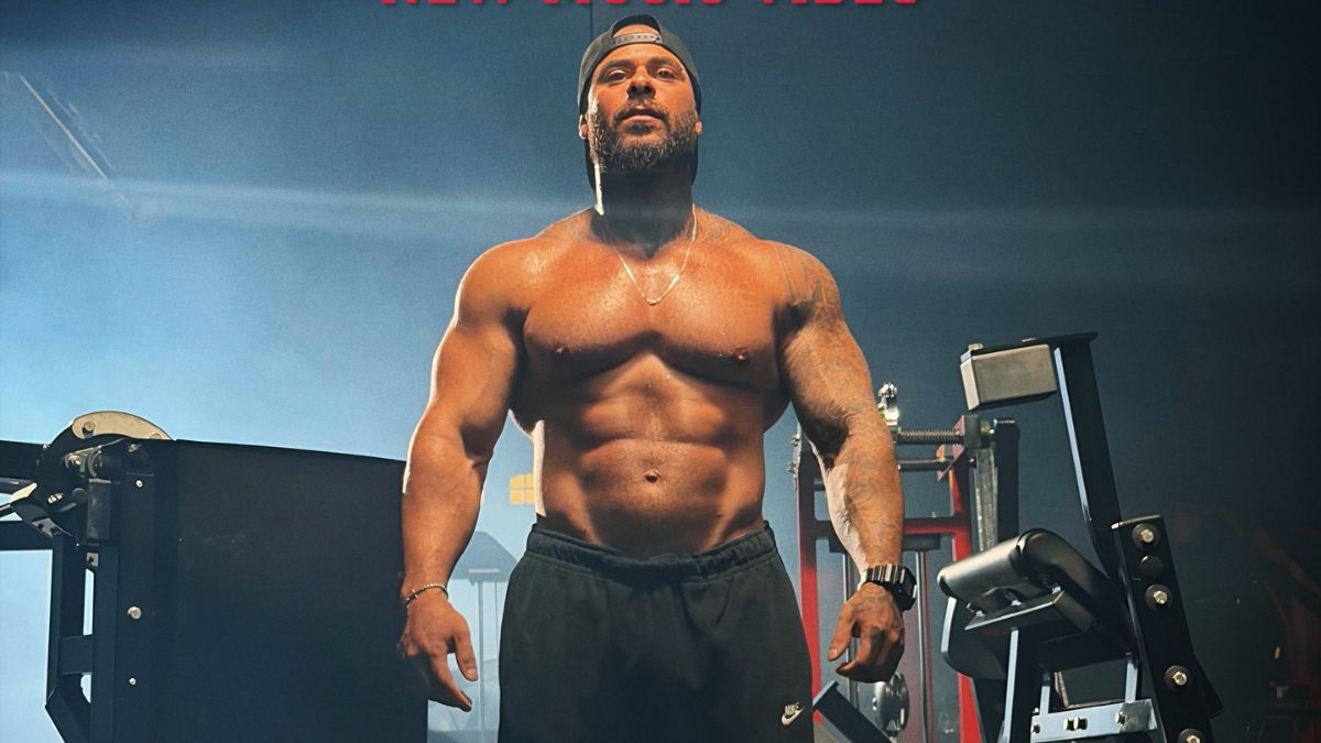 Leo Stronda é um influenciador digital, fisiculturista e ex-cantor que ganhou notoriedade na internet