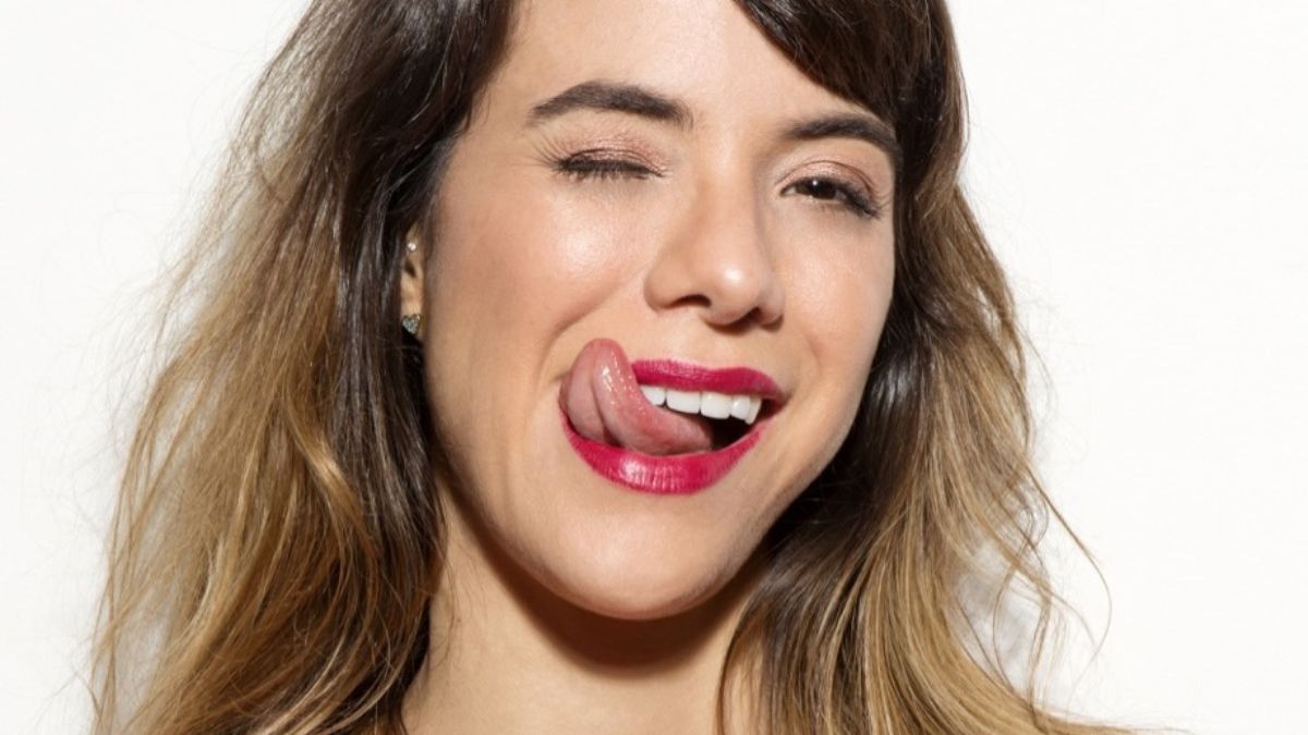 Miá Mello está retida em Doha, no Catar, devido a escalada de tensões no Oriente Médio