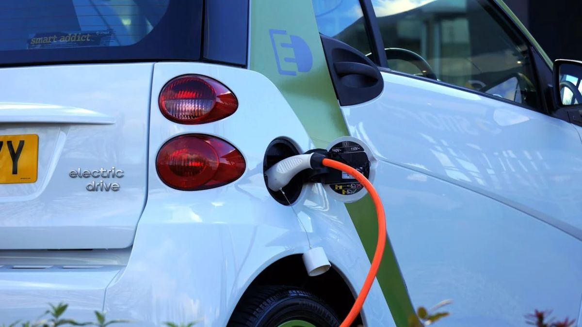 Um dos maiores problemas para os proprietários de carros elétricos é o tempo de recarga dos veículos