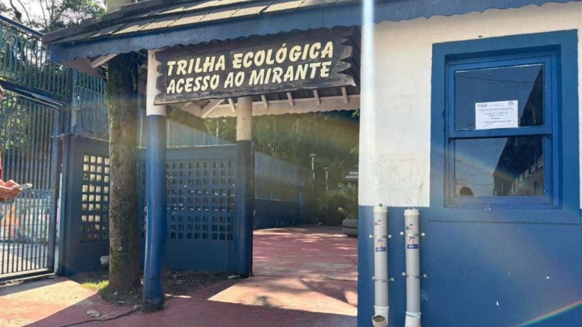 Mongaguá iniciou a instalação de comedouros e bebedouros para cães e gatos em pontos turísticos