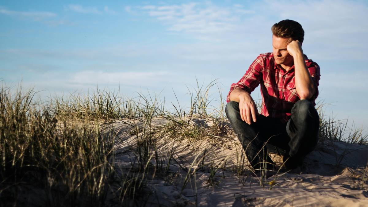 Refletir sobre erros do passado ajuda a evitar padrões e melhora a tomada de decisão no presente