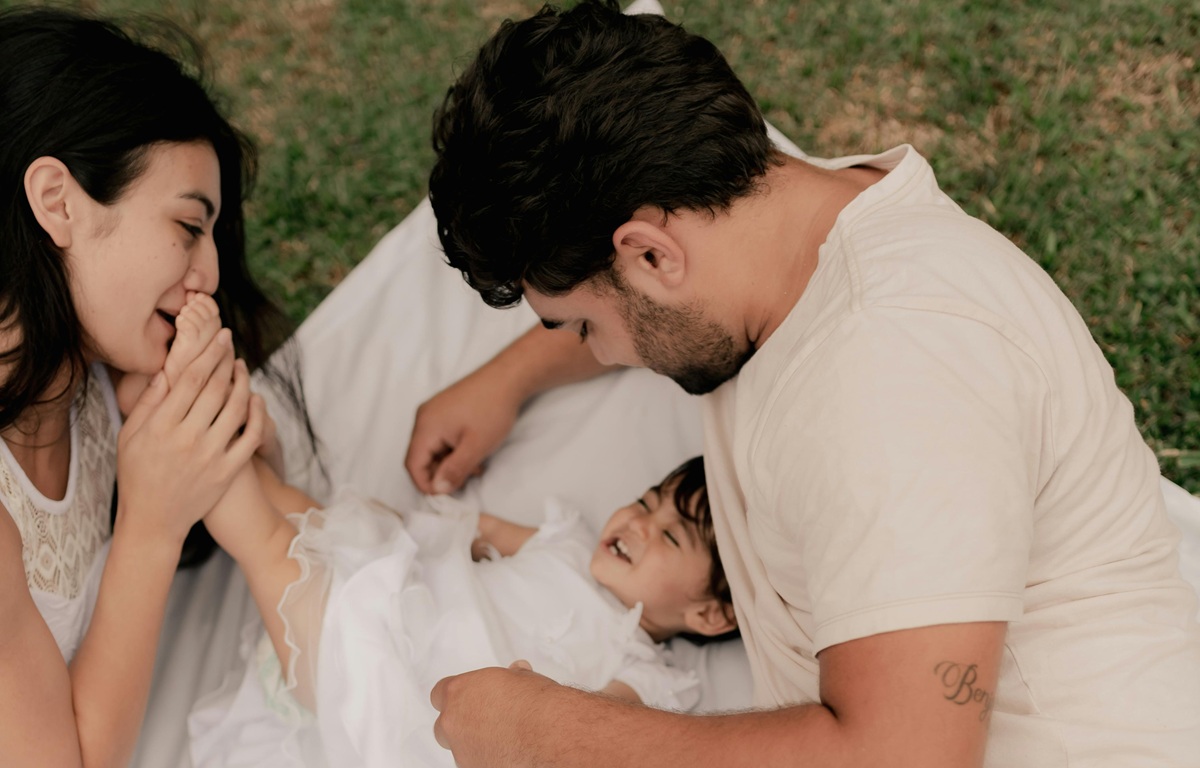 Custo para criar uma criança até os 18 anos pode variar entre R$ 239 mil e R$ 3,6 milhões, segundo dados do IBGE