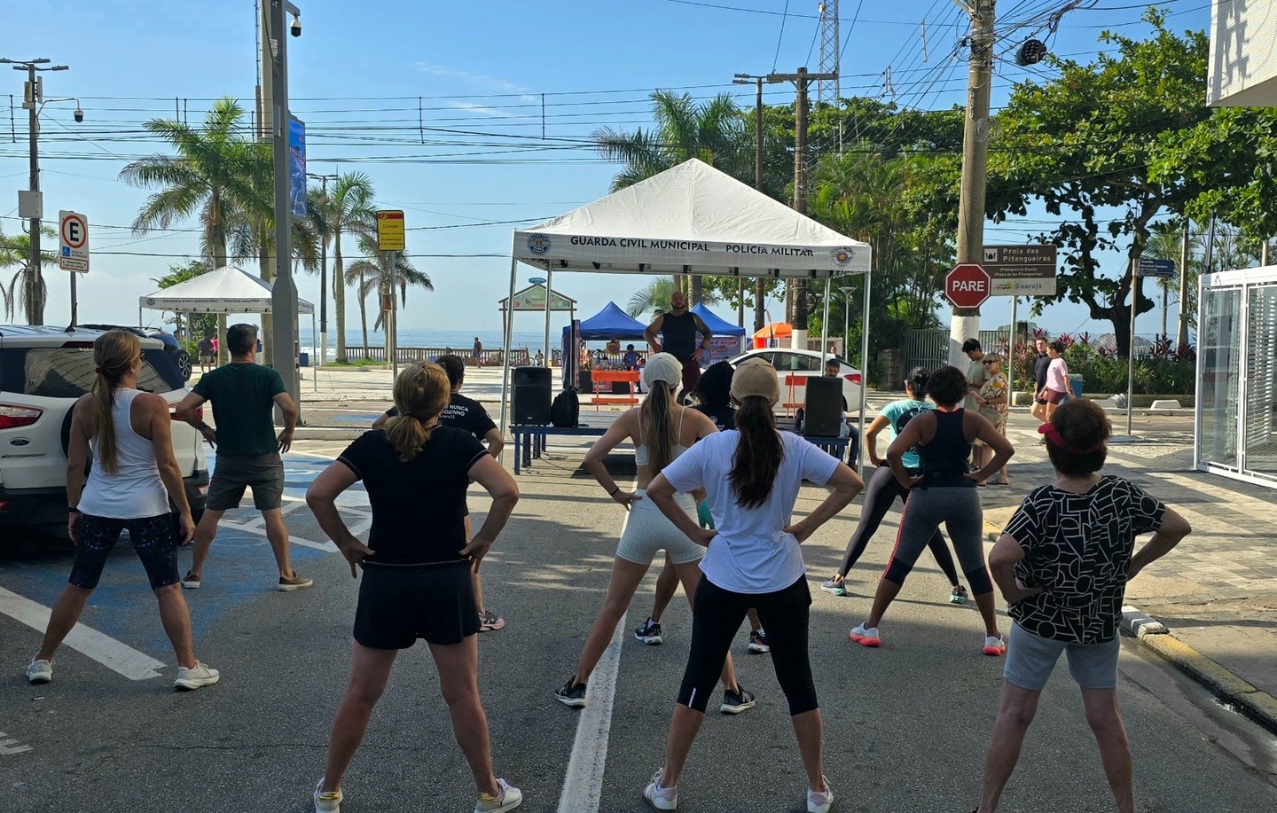 O Programa Rua Viva tem como objetivo democratizar o uso das vias públicas, transformando ruas em espaços de lazer, cultura e convivência