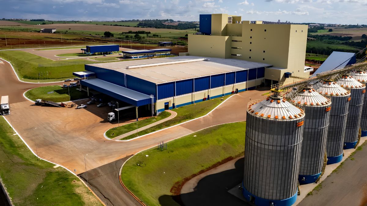 A J. Macêdo é responsável por diversas marcas, entre elas a Dona Benta, Sol e Petybon