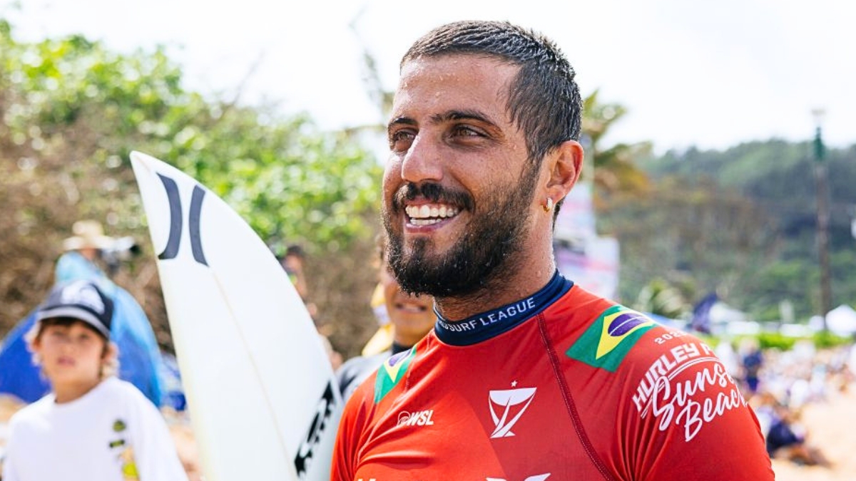 Filipe Toledo emocionou um fã australiano