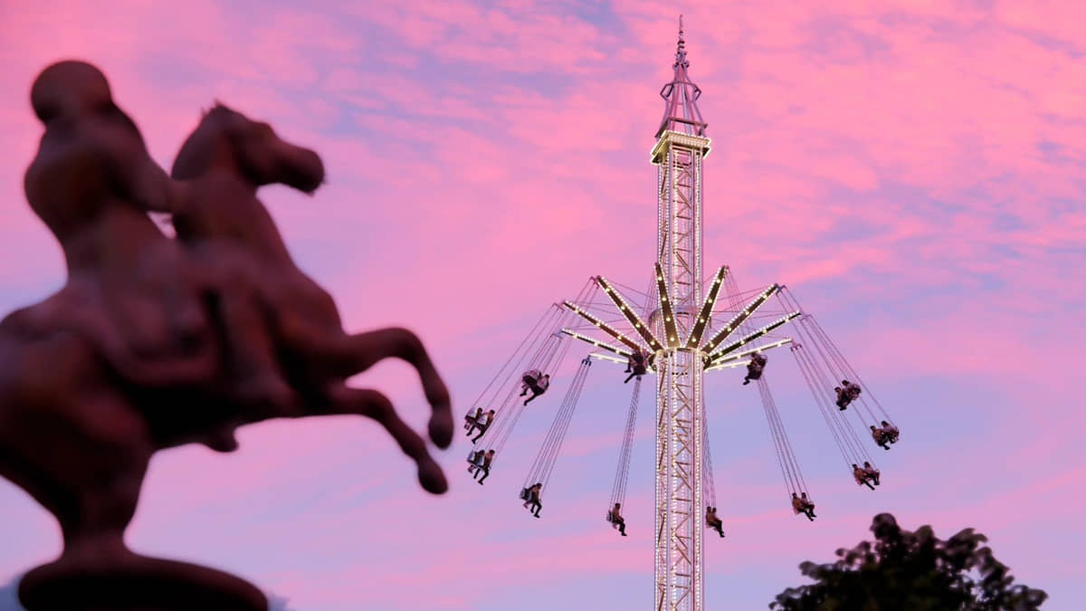 O Aero Venturi ficará ainda mais bonito a noite, com toda a sua temática e iluminação especiais