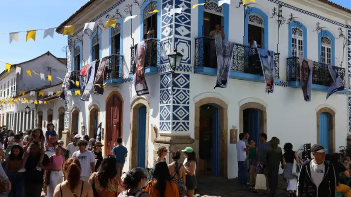 Centro Histórico de Paraty em período festivo