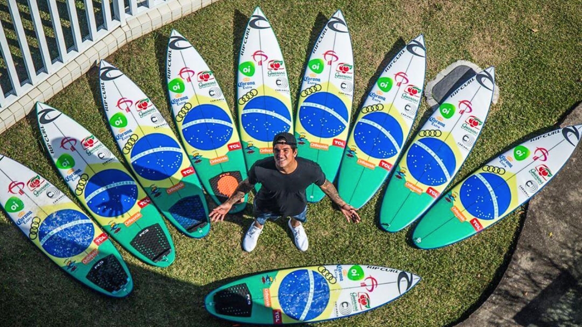 Gabriel Medina e sua pranchas