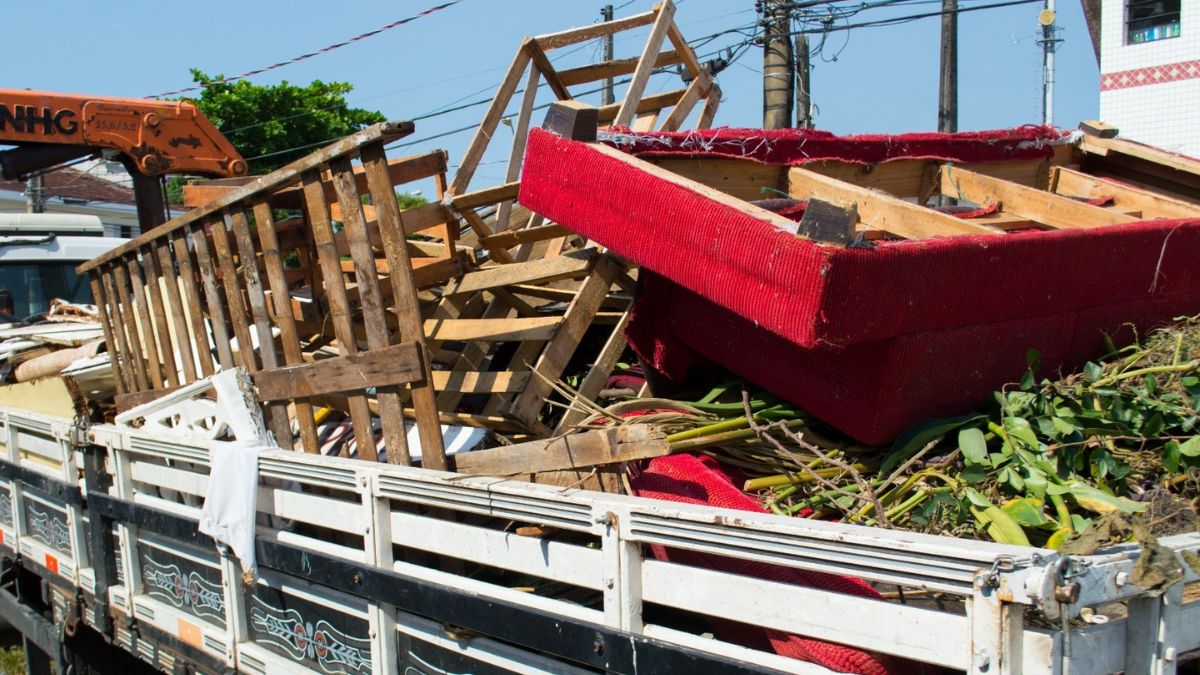 São Vicente vai aplicar punições mais severas contra o descarte irregular de lixo