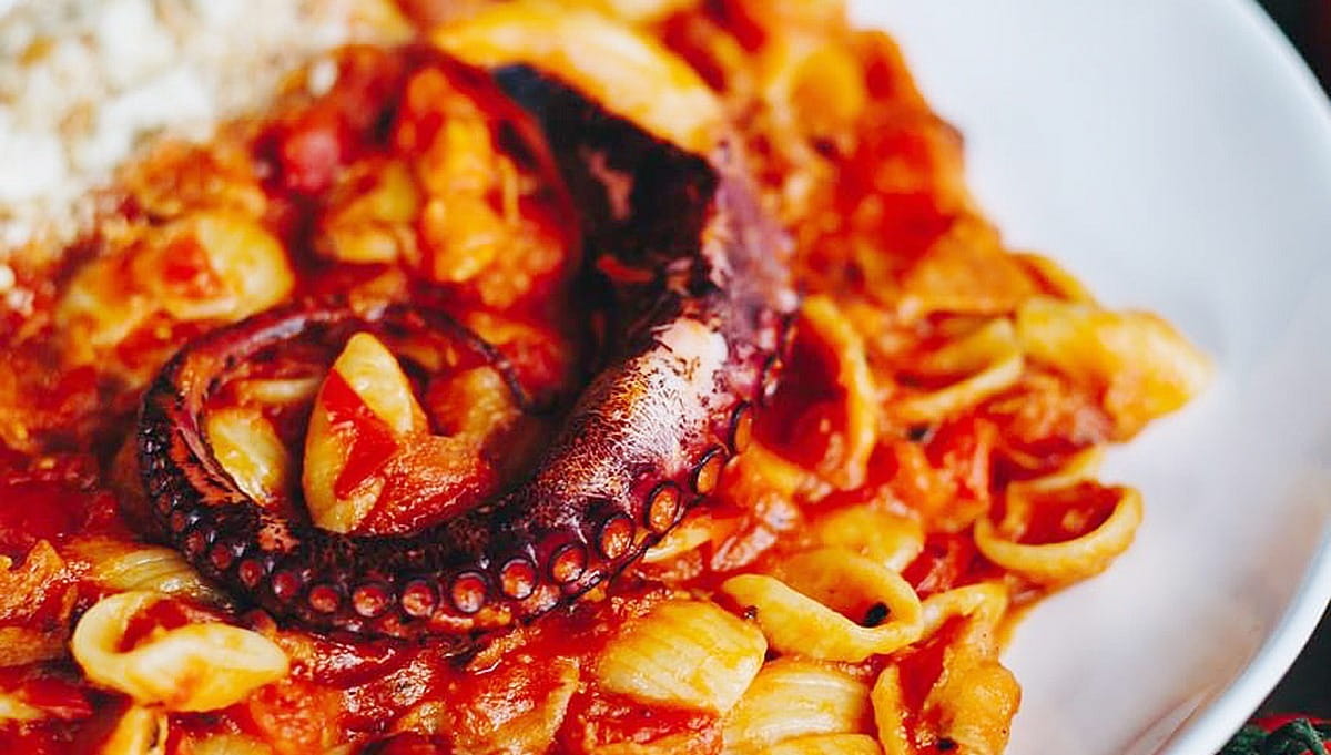 Realizado nos próprios estabelecimentos participantes, o festival reúne restaurantes, cafeterias, pizzarias, sorveterias e bares espalhados pelo arquipélago