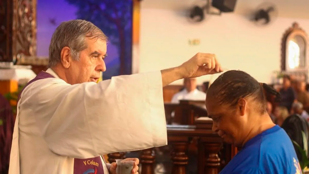 De acordo com informações, ele sofreu um infarto, chegou a ser socorrido, mas não resistiu.