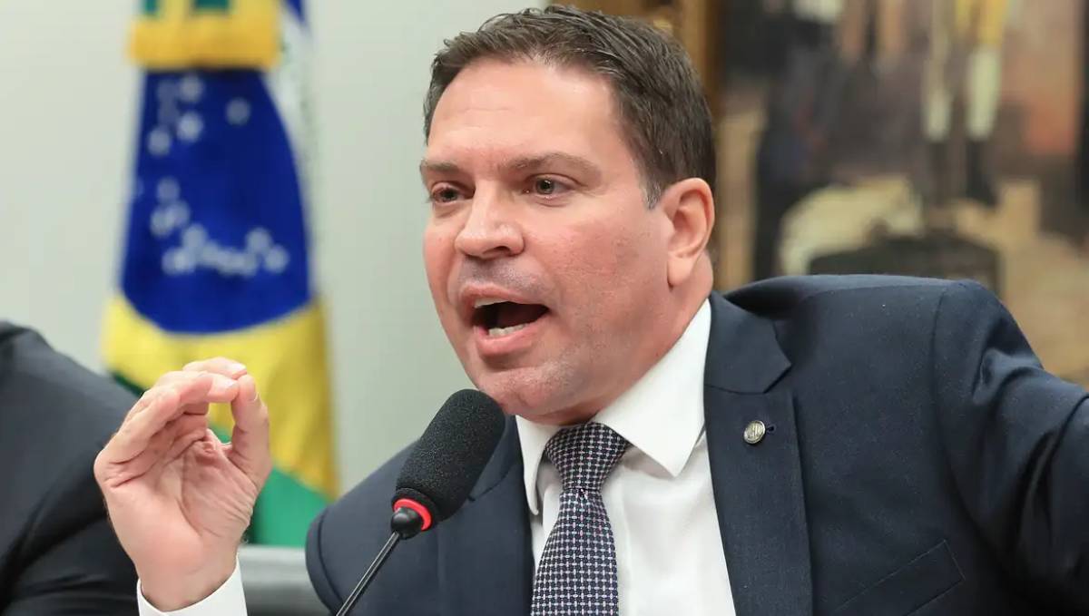 Alexandre Ramagem é um político brasileiro e delegado da Polícia Federal