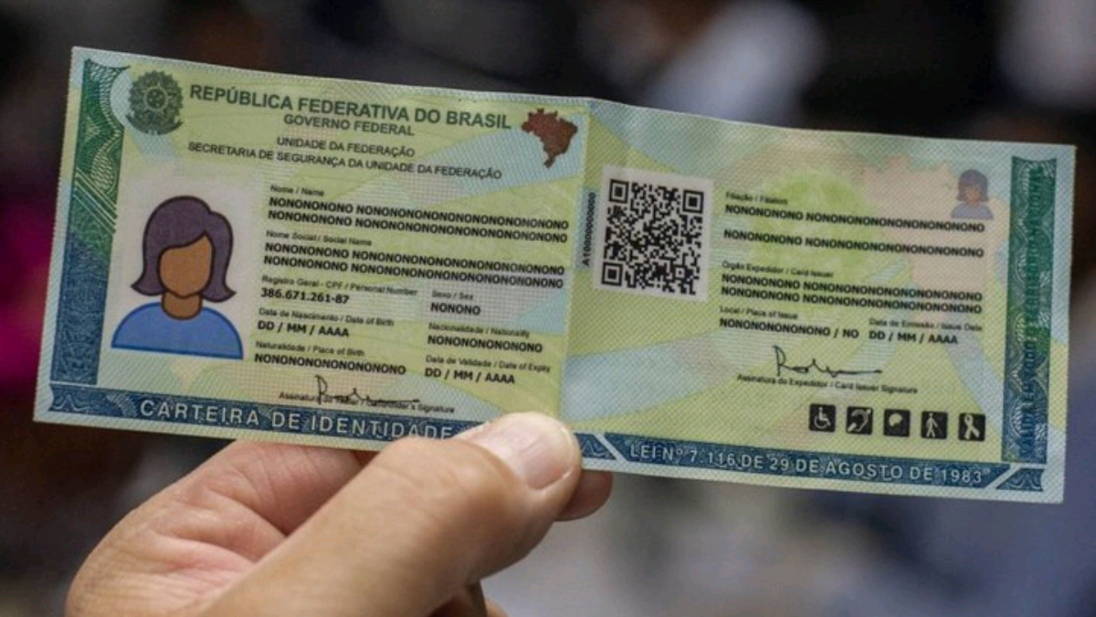 Para realizar o procedimento, é obrigatório apresentar o protocolo de atendimento, documento essencial para identificação e liberação do RG