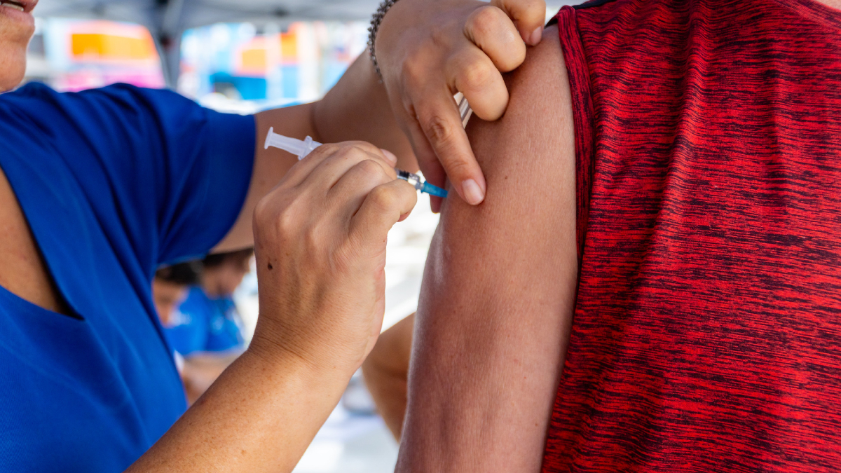 A ação busca ampliar a cobertura vacinal e proteger a população contra a influenza